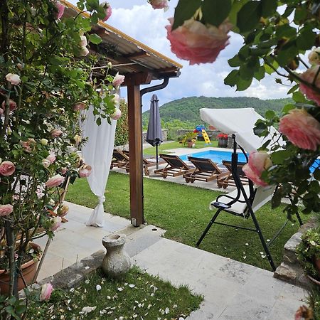 Villa Letizia Oprtalj Kültér fotó