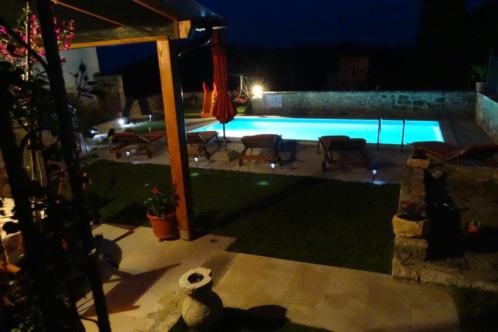 Villa Letizia Oprtalj Szoba fotó